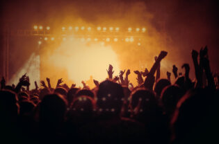 Cultuurmonitor: publiek weet theaters weer massaal te vinden